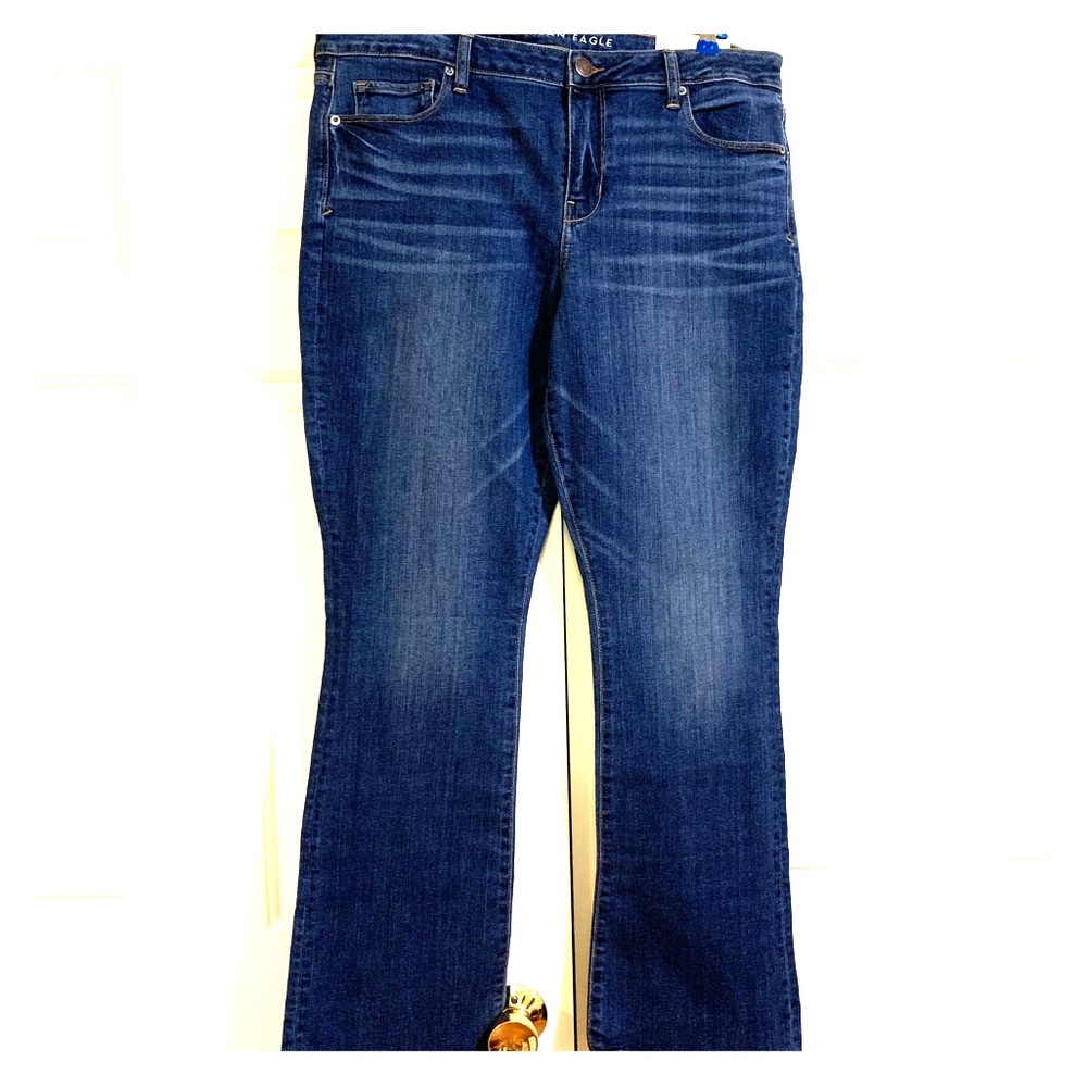 American Eagle Skinny Kick Jeans